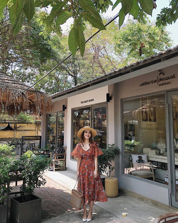 7 món đồ thời trang chị em nhất định phải có trong hè 2018